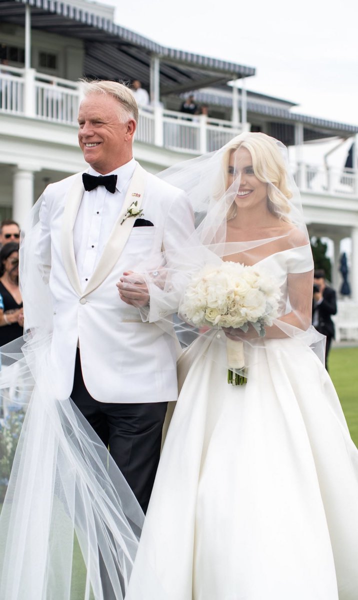 Boomer Esiason & His Wife Have Been Happily Married For 35 Years - FanBuzz